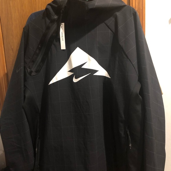 [Sz M] Nike Sportswear Tech Pack Woven Jacket. - Picture 2 of 8